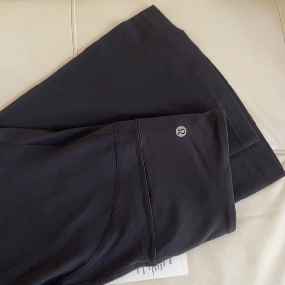 NWT LULULEMON Groove Pant Flare High Waist LEGGING Solid Black NULU Align 8 - Picture 8 of 15
